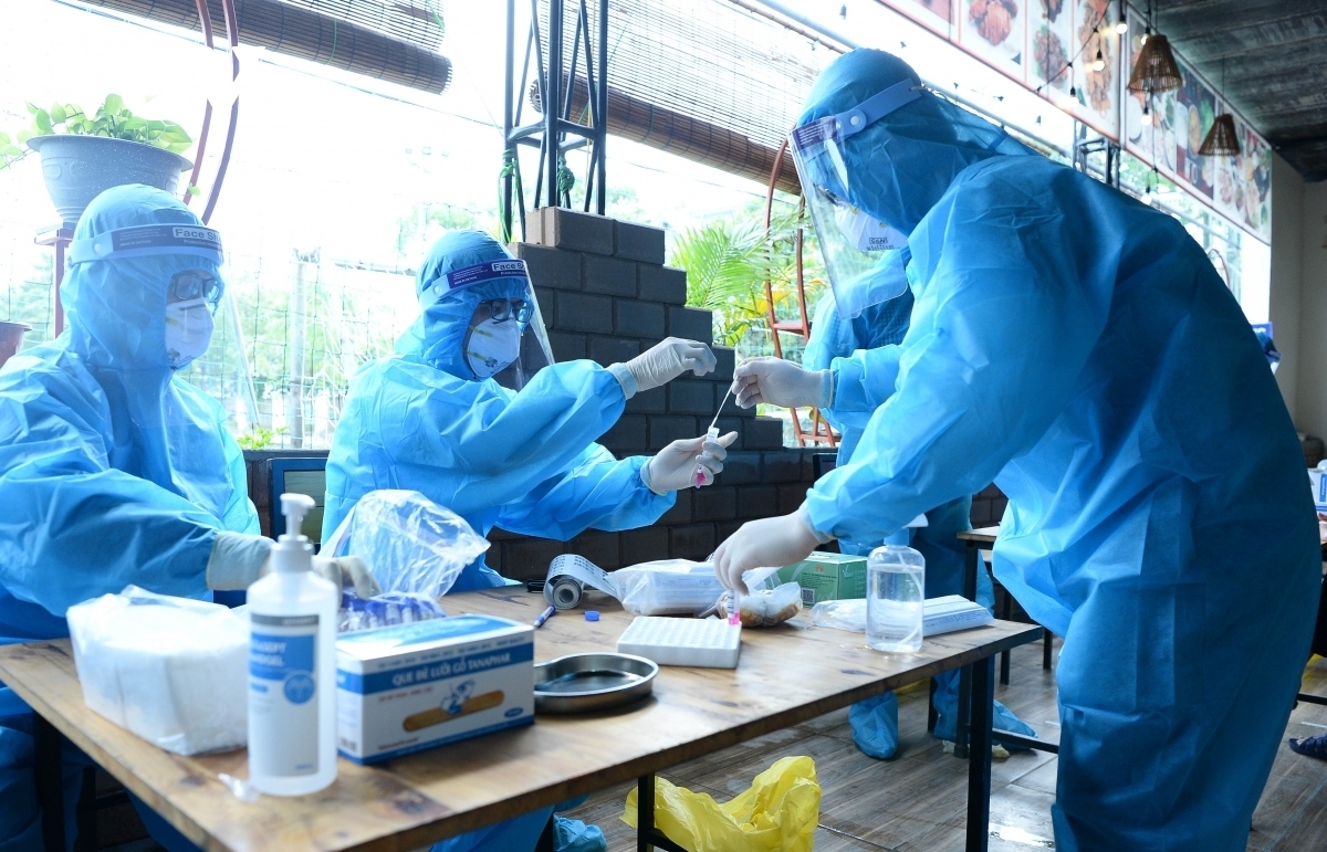 HCM City tops infection tally as 162 new COVID-19 cases detected